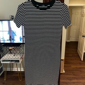 striped bodycon dress